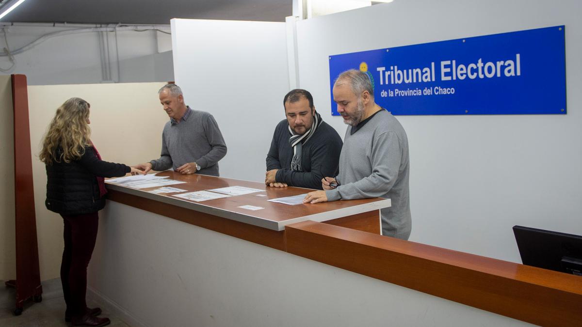 El padrn provincial para estos comicios est compuesto por 497701 electores varones y 500676 mujeres Foto Pablo Caprarulo