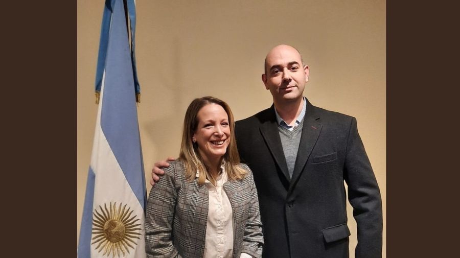 César Biondini junto a Mariel Avendaño