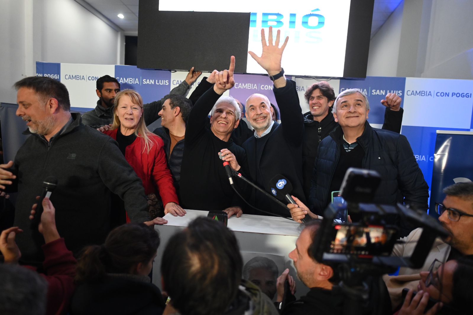 Claudio Poggi y Horacio Rodríguez Larreta. El jefe de gobierno llegó a la provincia con los radicales Gerardo Morales y Martín Lousteau, con el liberal José Luis Espert y la progresista Margarita Stolbizer.