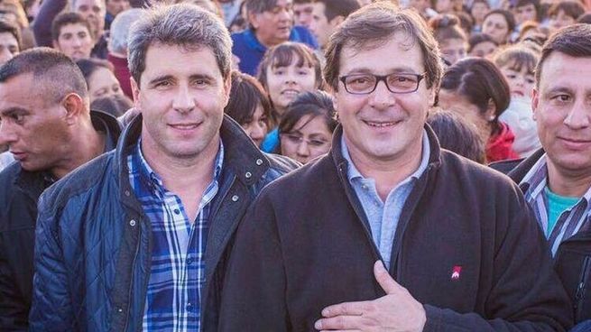 El gobernador Sergio Uñac junto a su hermano y candidato, Ruben Uñac. 