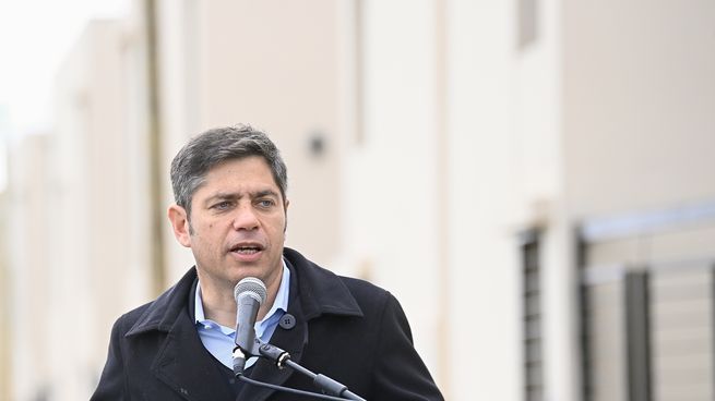 El gobernador bonaerense fue excluido del encuentro en Casa Rosada, junto a otros tres peronistas.