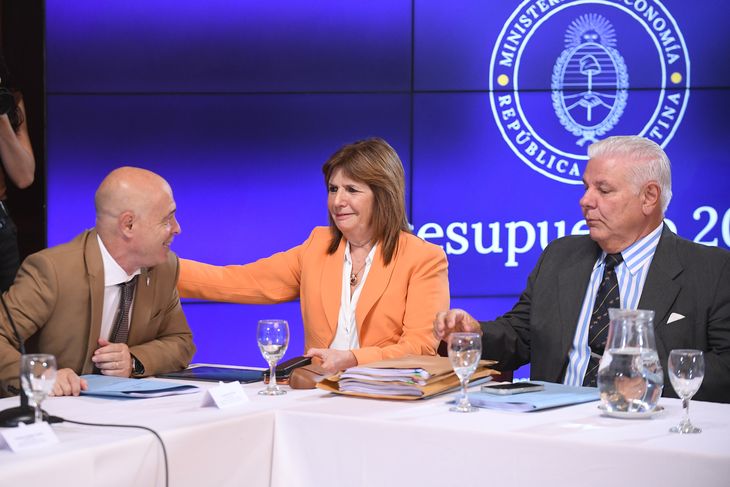 El Senado sesionaría el viernes 26.