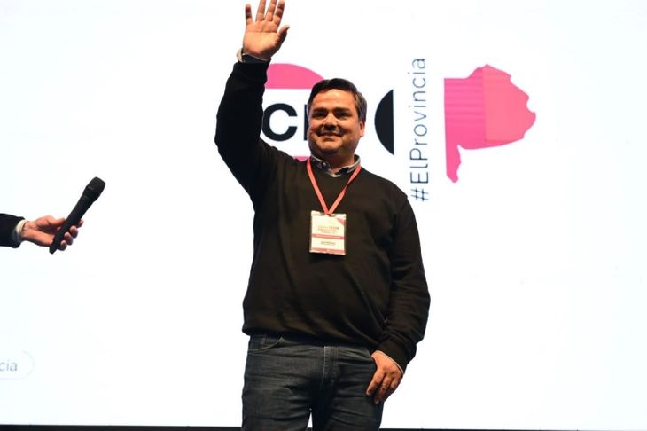 El presidente del Comité Provincia, Emiliano Balbín, encabezó un acto en La Plata y pidió dejar atrás las internas para fortalecer la identidad partidaria, ganar competitividad y construir una estrategia común para los próximos desafíos electorales.