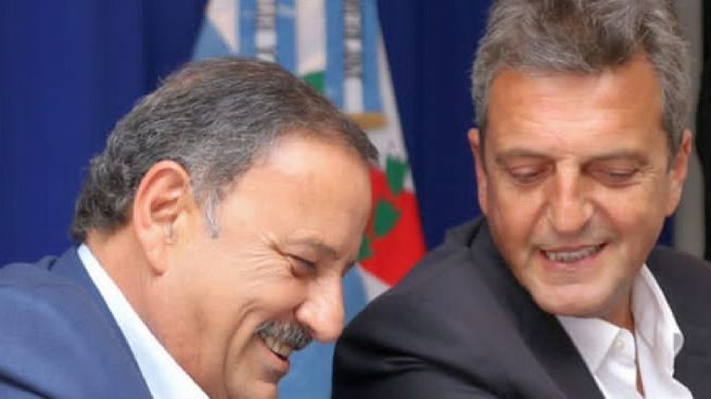 Comtactos en el peronismo. Sergio Massa arma una cumbre del FR y un asado en la residencia de Ricardo Quintela en La Rioja.